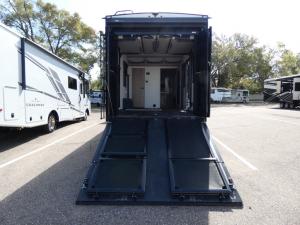 Momentum G-Class 31G Photo