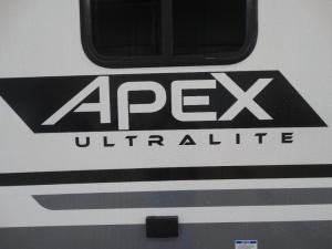 Apex Ultra-Lite 293RLDS Photo