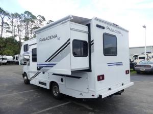 Pasadena SE SZ22 Chevy Photo