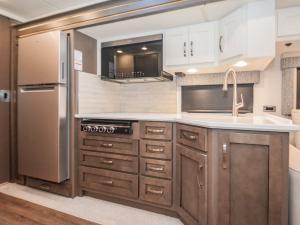 Bay Star 3014 Photo