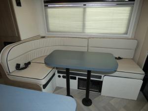 Cross Trail EV 21XG Photo