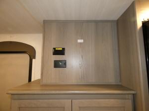 Hideout Sport Double Axle 291BR Photo