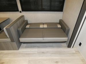 Hideout Sport Double Axle 291BR Photo