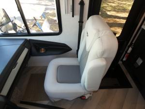 Bounder 33C Photo