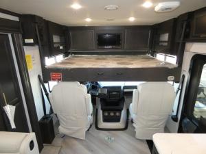 Bounder 33C Photo