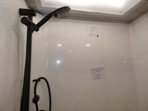 Bounder 33C Photo