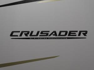 Crusader 375FLS Photo