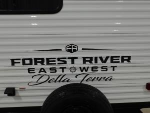 Della Terra 221ML Photo