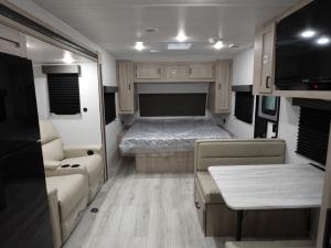 Della Terra 221ML Photo