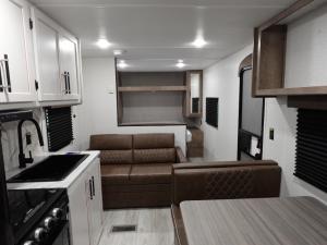 Springdale Classic 260BHC Photo