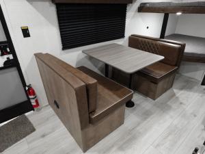 Springdale Classic 260BHC Photo