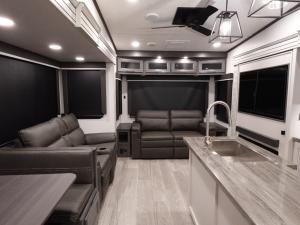 Cougar 360MBI Photo
