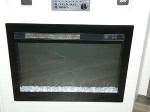 Cougar Half-Ton 25RDS Photo