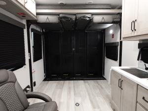 Momentum G-Class 23G Photo