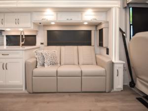 Bay Star 3225 Photo