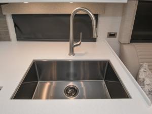 Bay Star 3225 Photo