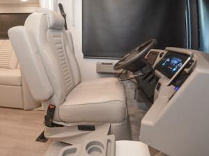 Bay Star 3225 Photo
