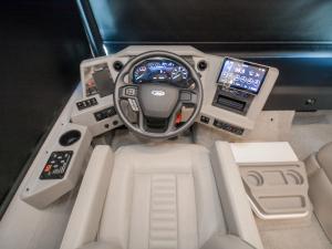 Bay Star 3225 Photo