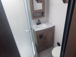 Freedom Express Ultra Lite 246RKS Photo