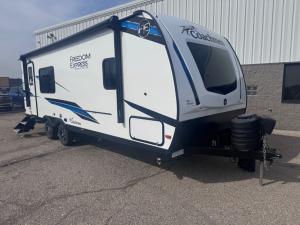Freedom Express Ultra Lite 246RKS Photo