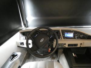 Admiral 32N Photo