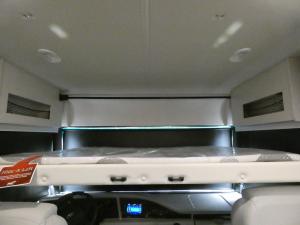 Admiral 32N Photo
