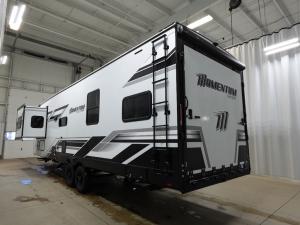 Momentum G-Class 31G Photo
