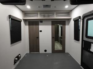 Momentum G-Class 31G Photo