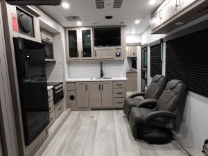 Momentum G-Class 25G Photo