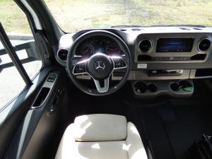 Navion 24T Photo