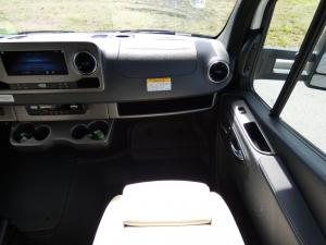 Navion 24T Photo