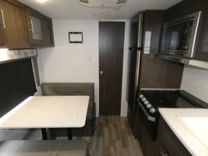 Salem Cruise Lite 171RBXL Photo
