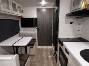 R Pod RP-190 Photo