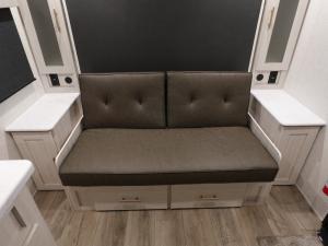 R Pod RP-192 Photo