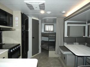 Salem Cruise Lite 240BHXL Photo