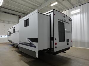 Salem Hemisphere 310BHI Photo