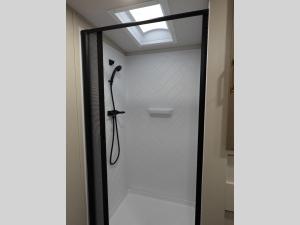 Salem Hemisphere 310BHI Photo