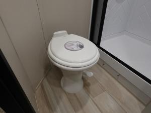 Salem Hemisphere 310BHI Photo