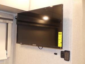 Axis 26.2 Photo