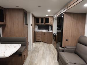 Delta Ultra Lite ML226 Photo