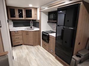 Delta Ultra Lite ML226 Photo