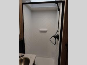 Delta Ultra Lite ML226 Photo