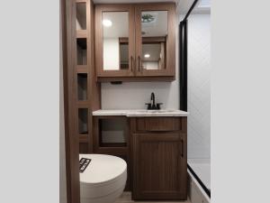 Delta Ultra Lite ML226 Photo