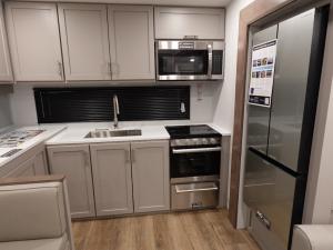 Avenue All-Access 23ML Photo