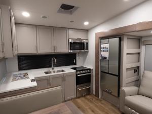 Avenue All-Access 23ML Photo