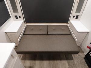 R Pod RP-192 Photo