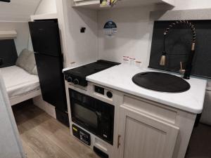 R Pod RP-171 Photo
