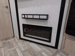 Tracer 275BH Photo