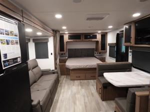 Delta Ultra Lite ML226 Photo