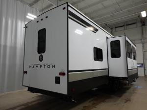Hampton 378DBB Photo